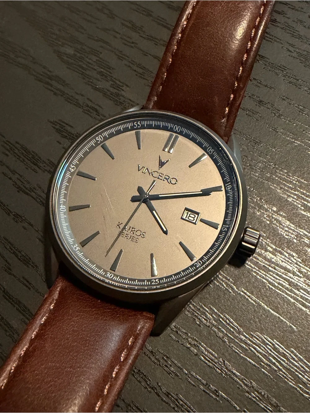 (2) Vincero Kairo men’s watches with 3 interchangeable straps